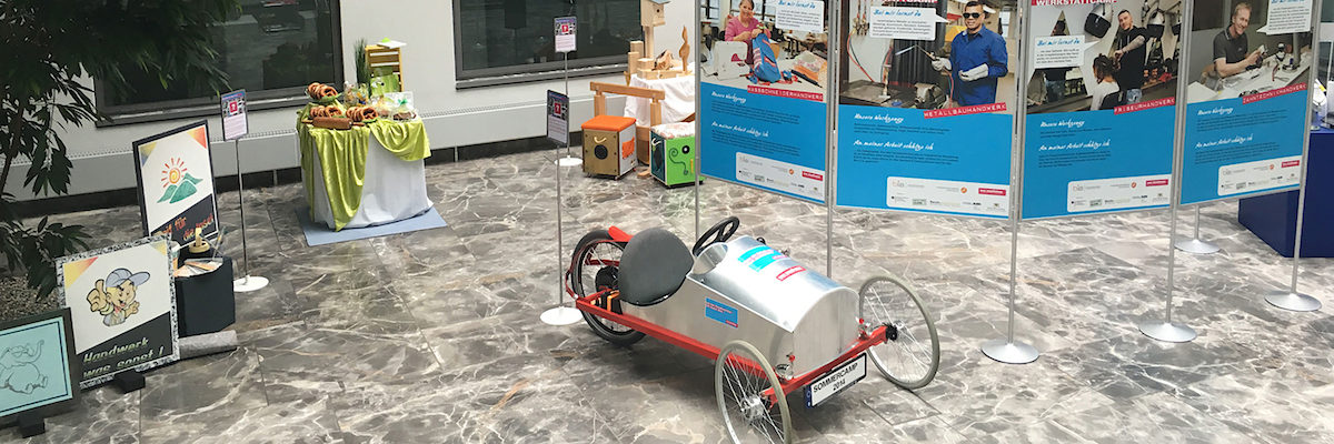 Titelbild Ausstellung Werkstattcamp