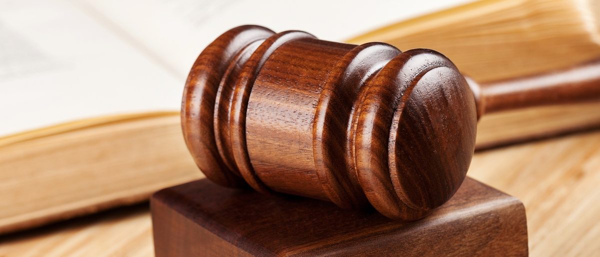 Law, gavel, court. Schlagwort(e): 2707, law, gavel, court, closeup, jurisdiction, judgment, nobody, opinion, lawyer, legal, brown, concept, government, verdict, hammer, justice, macro, authority, grey, wood, guilt, crime, punishment, objects, guilty, judge, wooden, vintage, decision, juridical, criminal, brass, book, legality, decide, 2707, law, gavel, court, closeup, jurisdiction, judgment, nobody, opinion, lawyer, legal, brown, concept, government, verdict, hammer, justice, macro, authority, grey, wood, guilt, crime, punishment, objects, recht, gesetz