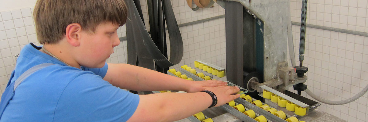 Schüler Handwerk Werkstattcamp Handwer ausprobieren Titelbild