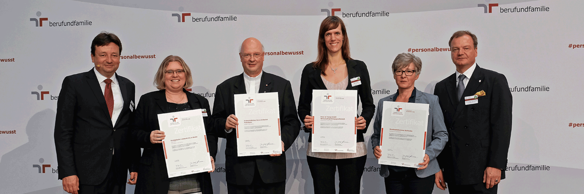 Titelbild Zertifizierung beruf und familie