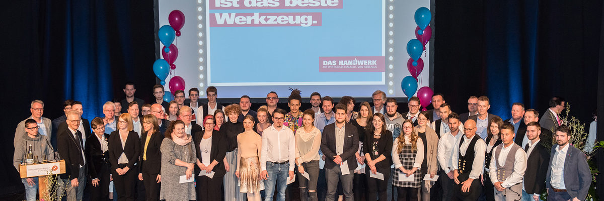 Titelbild Ehrung Ausbildungsbetriebe 2019